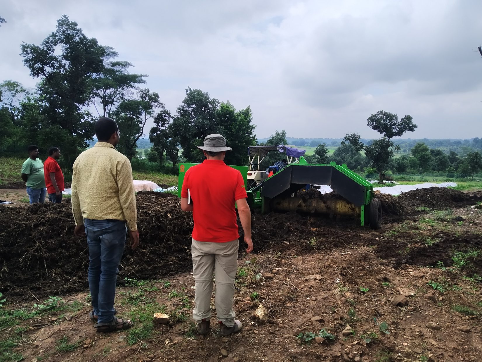 Large scale composting units A solution to upscale regenerative